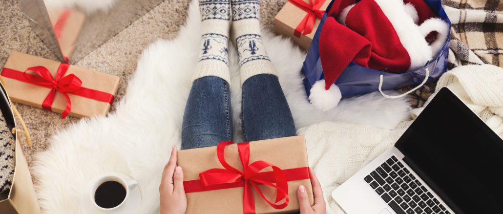 festive remote jobs
